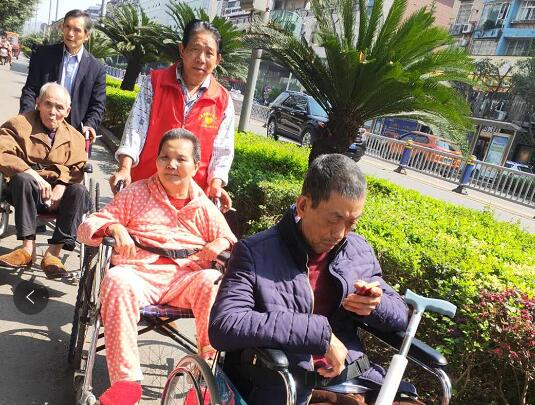 户外活动